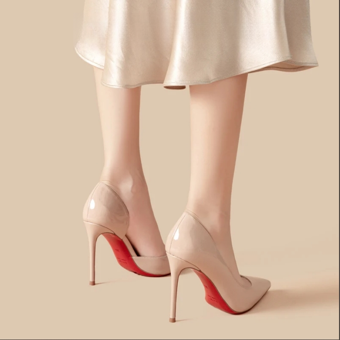 側空紅底細高跟